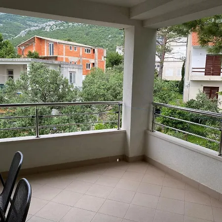 2592a Apartman Promajna